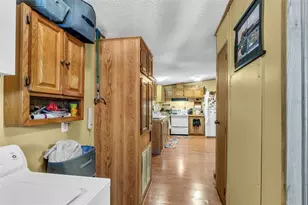 1212 9th St, Buckhead Ridge, FL 34974 - Photo 32