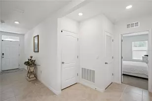 2073 Swanson Dr, Deltona, FL 32738 - Photo 4