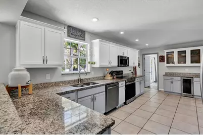 245 Country Circle Drive E, Port Orange, FL 32128 - Photo 10