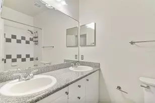 7565 Plantation Cir, Bradenton, FL 34201 - Photo 16