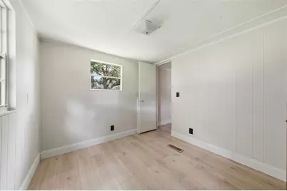 1096 Navajo Drive, Saint Cloud, FL 34771 - Photo 12