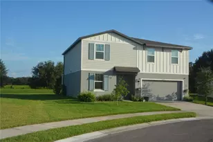 3070 Forrest Plum Ct, Zephyrhills, FL 33540 - Photo 2