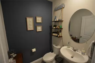 3070 Forrest Plum Ct, Zephyrhills, FL 33540 - Photo 16