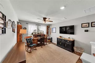 3070 Forrest Plum Ct, Zephyrhills, FL 33540 - Photo 32