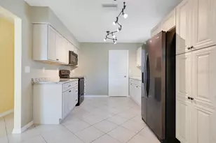 2533 S Ferncreek Ave, Orlando, FL 32806 - Photo 24