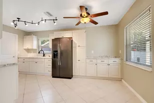 2533 S Ferncreek Ave, Orlando, FL 32806 - Photo 26