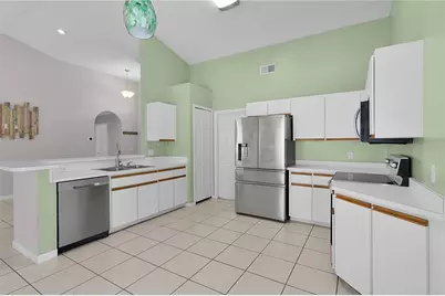 40045 Palm Street, Lady Lake, FL 32159 - Photo 10