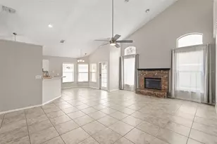10070 River Glen Ct, Orlando, FL 32825 - Photo 4
