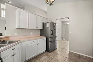 10070 River Glen Ct, Orlando, FL 32825 - Photo 8
