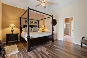 358 Lake Davenport Cir, Davenport, FL 33837 - Photo 22