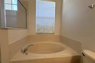 10 Coventry Ct, Kissimmee, FL 34758 - Photo 14