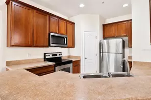 745 Ashworth Overlook Dr, Apopka, FL 32712 - Photo 4