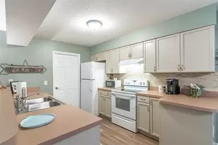 31050 Lochmore Cir, Mount Plymouth, FL 32776 - Photo 14