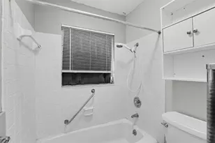 520 Center Rd, Venice, FL 34285 - Photo 38