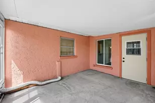 520 Center Rd, Venice, FL 34285 - Photo 16