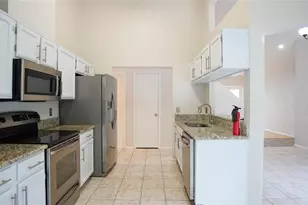 4501 Bridgeton Ln, Orlando, FL 32817 - Photo 2