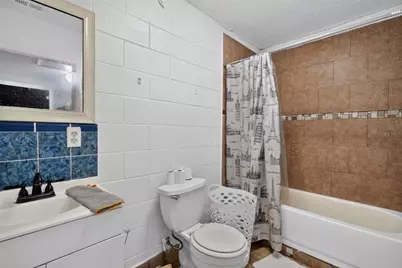 359 W Lansdowne Avenue, Orange City, FL 32763 - Photo 30