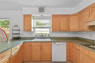 1621 Chestnut Ave, Winter Park, FL 32789 - Photo 10