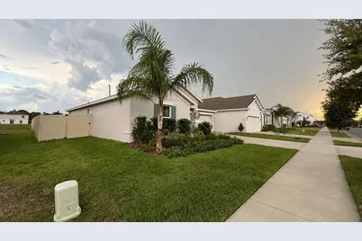 33647 Sky Blossom Circle, Leesburg, FL 34788 - Photo 2