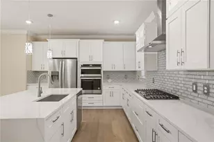 8278 Procida Isle Ln, Windermere, FL 34786 - Photo 12