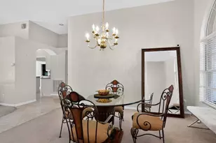 7691 Belvoir Dr, Orlando, FL 32835 - Photo 10