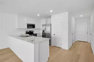 975 Phoenix St, Davenport, FL 33837 - Photo 6