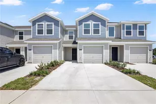975 Phoenix St, Davenport, FL 33837 - Photo 1
