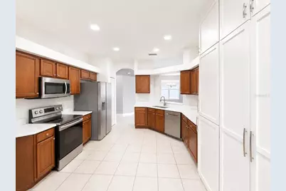 15430 Lake Bella Vista Drive, Tampa, FL 33625 - Photo 8