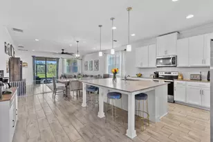 7453 Wing Span Wy, Saint Cloud, FL 34773 - Photo 2