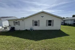 716 Bolivar St, Lady Lake, FL 32159 - Photo 6