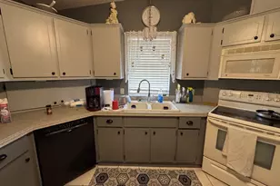 716 Bolivar St, Lady Lake, FL 32159 - Photo 40