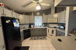 716 Bolivar St, Lady Lake, FL 32159 - Photo 36
