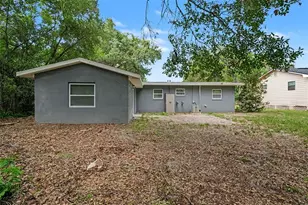 1339 E Jackson Ave, Mount Dora, FL 32757 - Photo 16