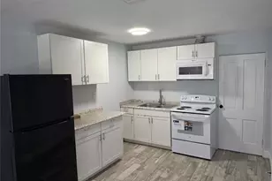 2205 1/2 S Park Ave, Sanford, FL 32771 - Photo 10