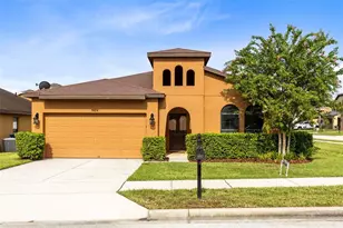 909 Woods Landing Dr, Minneola, FL 34715 - Photo 1