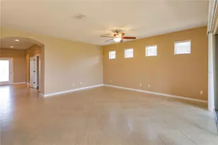 672 Cordoba Dr, Davenport, FL 33837 - Photo 10