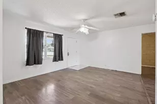 110 Tangerine Ct, Kissimmee, FL 34743 - Photo 4