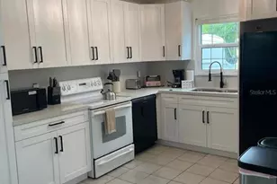 4210 Olive Ave, Sarasota, FL 34231 - Photo 8