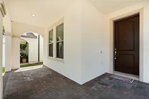 8224 Procida Isle Ln, Windermere, FL 34786 - Photo 2