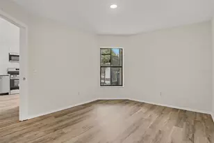 84 Lakepointe Cir, Kissimmee, FL 34743 - Photo 18
