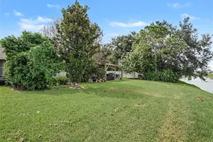 84 Lakepointe Cir, Kissimmee, FL 34743 - Photo 24