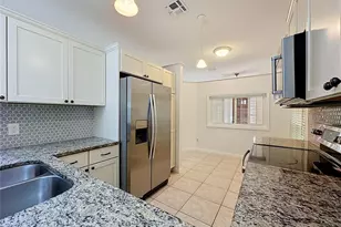 1047 Kelly Creek Cir, Oviedo, FL 32765 - Photo 12