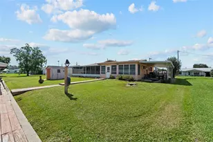 1630 Paradise Ln, Astor, FL 32102 - Photo 14