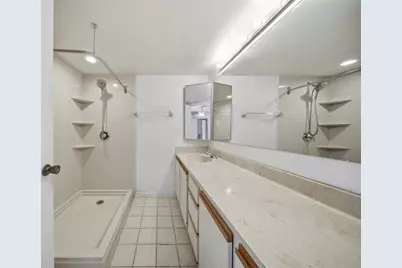 5256 Cypress Court #703, Orlando, FL 32811 - Photo 14