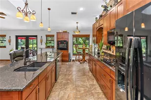 202 Pebble Ct, Deltona, FL 32725 - Photo 8