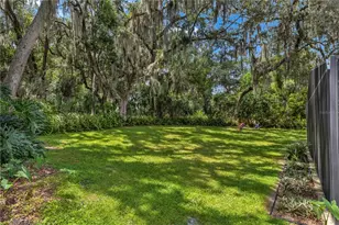 202 Pebble Ct, Deltona, FL 32725 - Photo 6