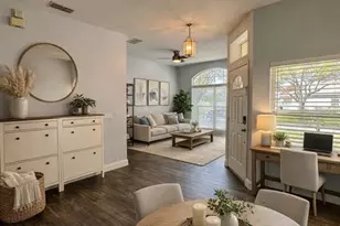 9975 Indigo Bay Cir, Orlando, FL 32832 - Photo 4
