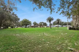 10617 SE 95th Terrace, Belleview, FL 34420 - Photo 2