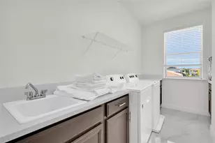 13163 Bromborough Dr, Orlando, FL 32832 - Photo 40