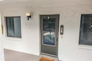 4 Escondido Cir, Altamonte Springs, FL 32701 - Photo 2